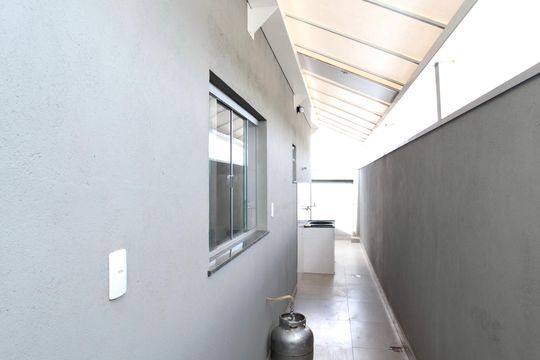Área externa de kitnet/studio para alugar com 1 quarto, 60m² em Maria da Conceicao, Contagem