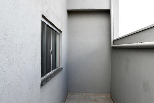 Área externa de kitnet/studio para alugar com 1 quarto, 60m² em Maria da Conceicao, Contagem