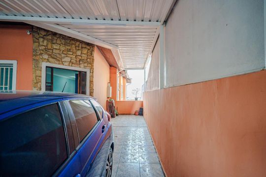 Garagem de casa à venda com 3 quartos, 97m² em Rio Pequeno, São Paulo