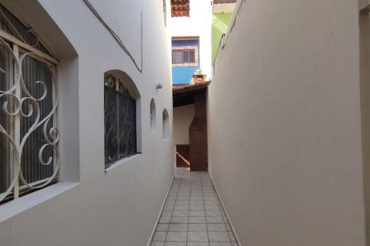 Área externa de casa à venda com 4 quartos, 200m² em Vila Sao Joao, Guarulhos