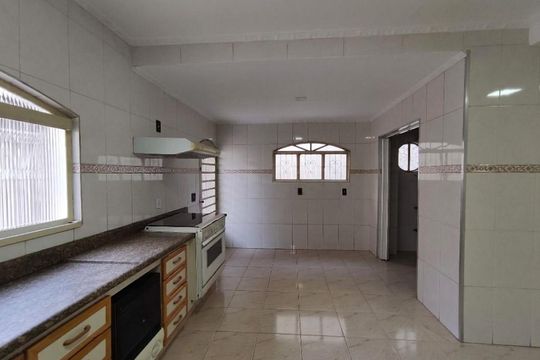 Cozinha de casa à venda com 4 quartos, 200m² em Vila Sao Joao, Guarulhos