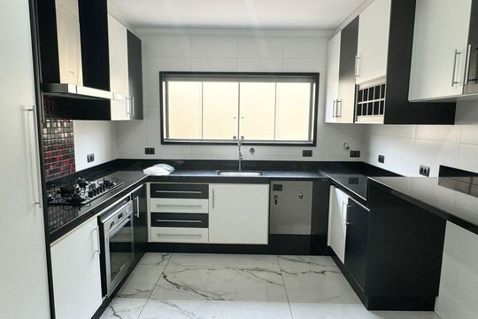 Cozinha de casa para alugar com 2 quartos, 357m² em Nova América, Piracicaba