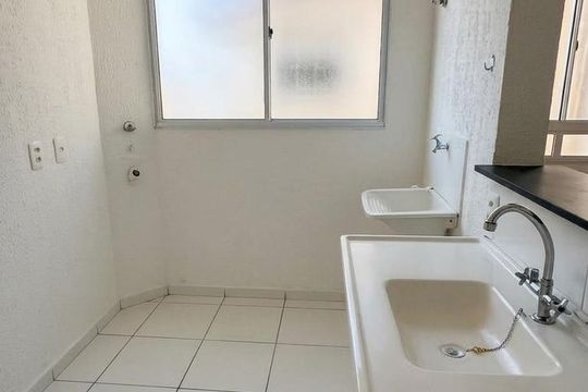 Cozinha de apartamento para alugar com 2 quartos, 44m² em Parque Jardim D Aliana, Vespasiano