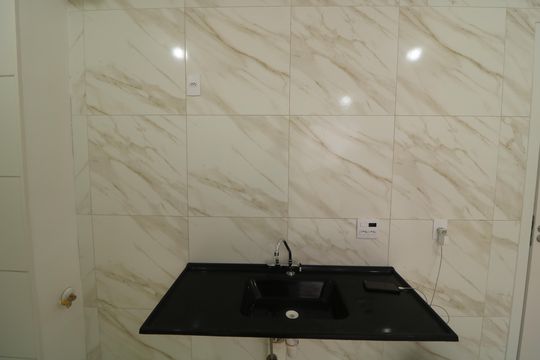 Cozinha de apartamento para alugar com 2 quartos, 34m² em Cidade São Mateus, São Paulo