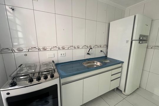 Cozinha de apartamento à venda com 2 quartos, 45m² em Conjunto City Jaragua, São Paulo