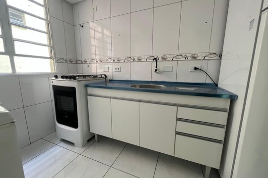 Cozinha de apartamento à venda com 2 quartos, 45m² em Conjunto City Jaragua, São Paulo