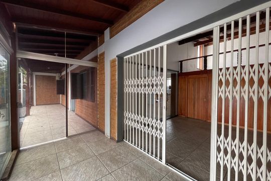 Casa para alugar com 2 quartos, 110m² em Ideal, Novo Hamburgo