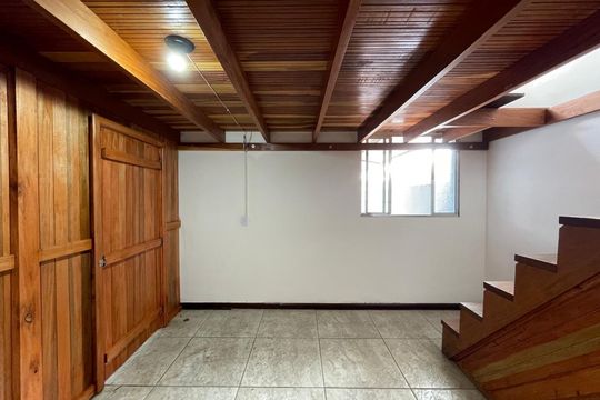 Casa para alugar com 2 quartos, 110m² em Ideal, Novo Hamburgo