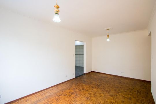 Sala de apartamento para alugar com 2 quartos, 90m² em Vila Bastos, Santo André