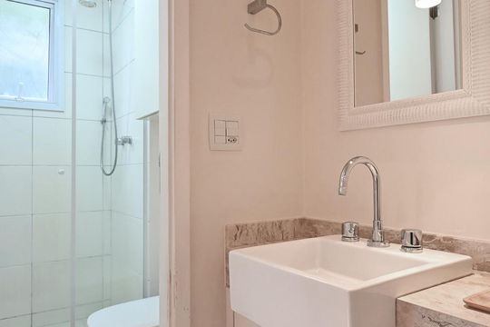 Banheiro Suíte de apartamento para alugar com 1 quarto, 38m² em Vila Andrade, São Paulo