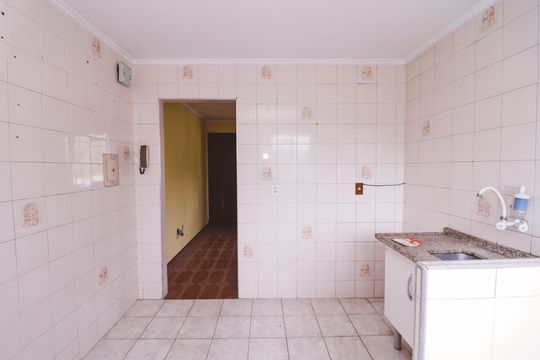 Cozinha de apartamento à venda com 2 quartos, 48m² em Jardim Antártica, São Paulo
