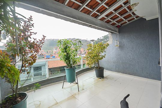 Quintal de casa à venda com 4 quartos, 360m² em Montanhão, São Bernardo do Campo