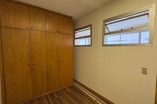 Quarto de Serviço de apartamento para alugar com 4 quartos, 227m² em Tabajaras, Uberlândia