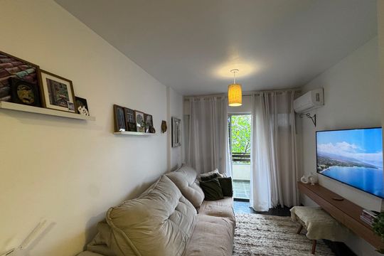 Sala de apartamento à venda com 2 quartos, 82m² em Recreio dos Bandeirantes, Rio de Janeiro