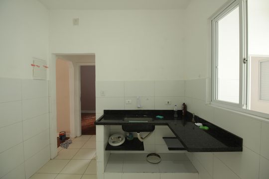 Cozinha e Área de Serviço de casa de condomínio para alugar com 3 quartos, 88m² em Marapé, Santos