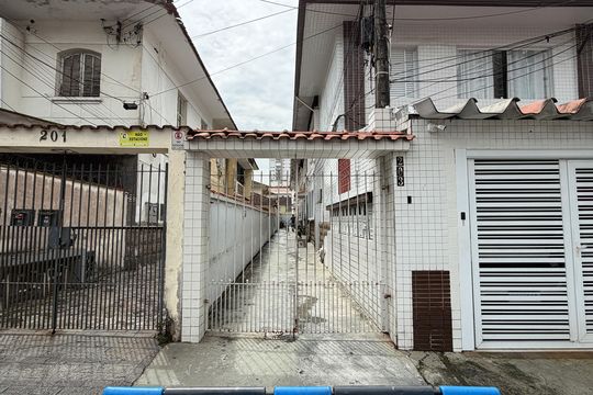 Fachada de casa de condomínio para alugar com 3 quartos, 88m² em Marapé, Santos
