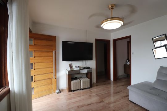 Casa à venda com 3 quartos, 360m² em Igara, Canoas