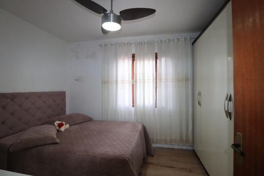 Casa à venda com 3 quartos, 360m² em Igara, Canoas