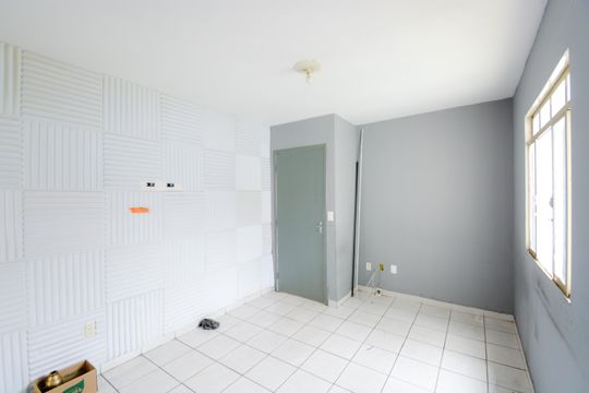 Sala de apartamento para alugar com 2 quartos, 51m² em Vila Nova Bonsucesso, Guarulhos