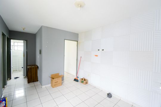 Sala de apartamento para alugar com 2 quartos, 51m² em Vila Nova Bonsucesso, Guarulhos