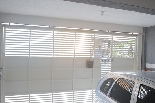 Garagem de casa à venda com 3 quartos, 130m² em Jardim Sao Carlos (zona Leste), São Paulo