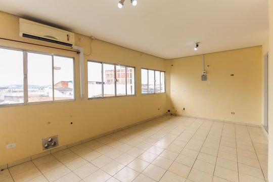 Cozinha de casa para alugar com 1 quarto, 50m² em Itaim Paulista, São Paulo