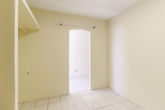 Quarto de casa para alugar com 1 quarto, 50m² em Itaim Paulista, São Paulo