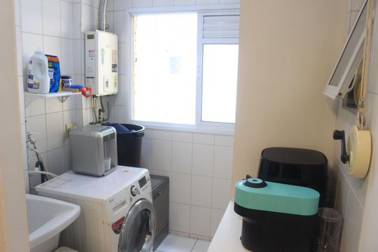 Área de Serviço de apartamento para alugar com 2 quartos, 80m² em Cerâmica, São Caetano do Sul