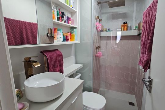 Banheiro 2 de apartamento à venda com 2 quartos, 74m² em Recreio dos Bandeirantes, Rio de Janeiro