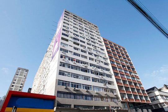 Fachada de kitnet/studio à venda com 1 quarto, 44m² em Centro Histórico, Porto Alegre