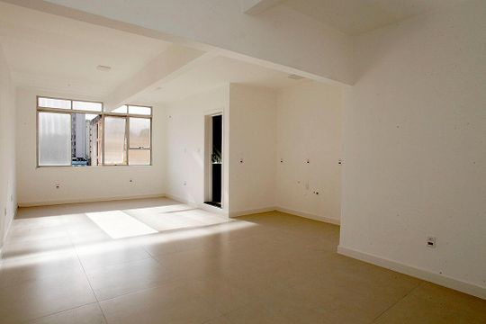 Kitnet/Studio à venda com 1 quarto, 44m² em Centro Histórico, Porto Alegre