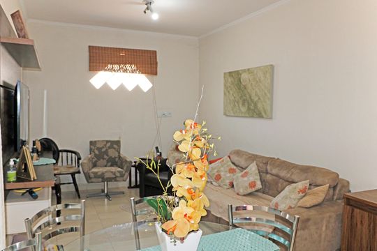 Sala de casa para alugar com 3 quartos, 188m² em Jardim Tres Irmaos, Vinhedo