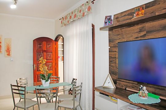 Sala de casa para alugar com 3 quartos, 188m² em Jardim Tres Irmaos, Vinhedo