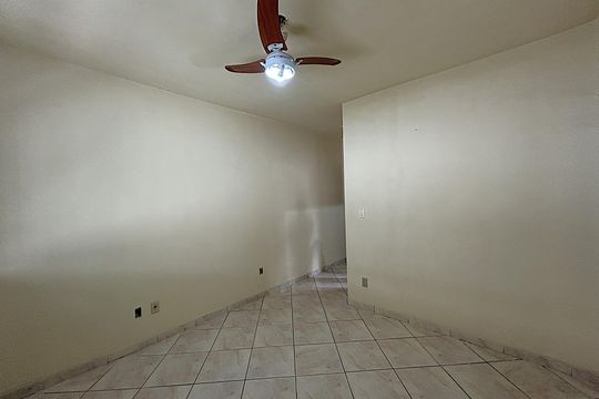 Sala de apartamento para alugar com 2 quartos, 55m² em Guadalupe, Rio de Janeiro