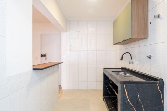 Cozinha de apartamento à venda com 2 quartos, 50m² em Taboão, São Bernardo do Campo