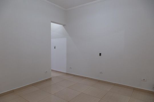 Casa para alugar com 1 quarto, 49m² em Jardim Jovaia, Guarulhos
