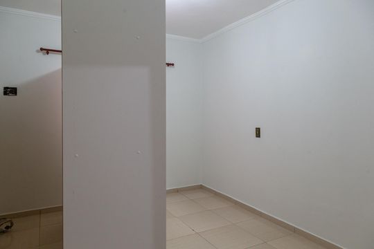 Quarto de casa para alugar com 1 quarto, 49m² em Jardim Jovaia, Guarulhos