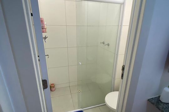 Banheiro de apartamento à venda com 1 quarto, 38m² em Imperial de São Cristóvão, Rio de Janeiro