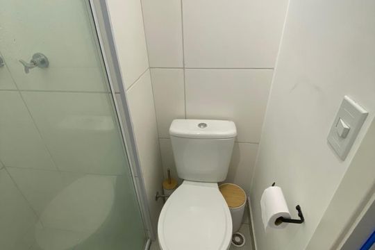 Banheiro de apartamento à venda com 1 quarto, 38m² em Imperial de São Cristóvão, Rio de Janeiro