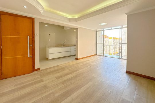 Apartamento para alugar com 3 quartos, 74m² em Abraão, Florianópolis