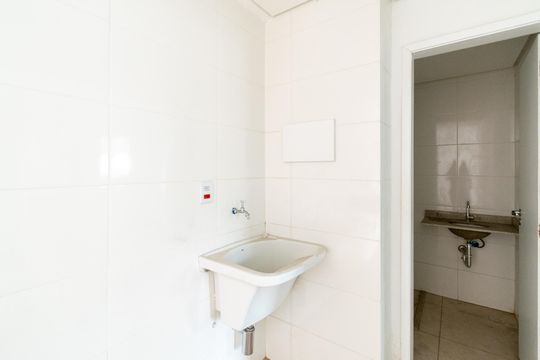 Área de Serviço de apartamento para alugar com 2 quartos, 35m² em Vila Guarani (zona Sul), São Paulo