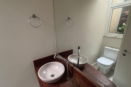 Casa para alugar com 3 quartos, 140m² em Santo Amaro, São Paulo