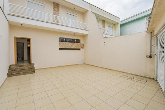 Garagem de casa à venda com 3 quartos, 240m² em Vila Gumercindo, São Paulo