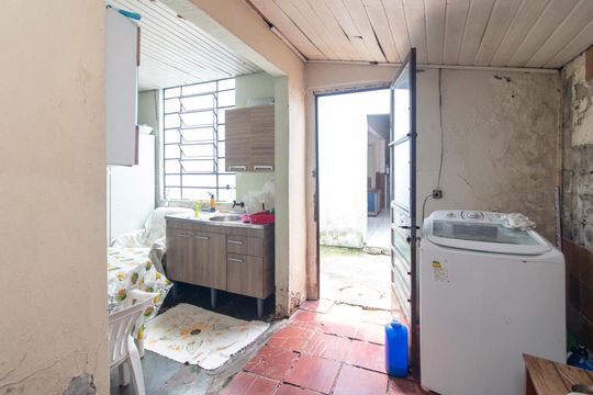 Casa à venda com 3 quartos, 400m² em Campo Novo, Porto Alegre