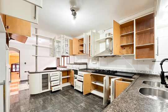 Cozinha de casa para alugar com 4 quartos, 300m² em Ferrazópolis, São Bernardo do Campo