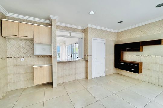 Cozinha  de casa de condomínio para alugar com 5 quartos, 400m² em Alphaville Conde Ii, Barueri