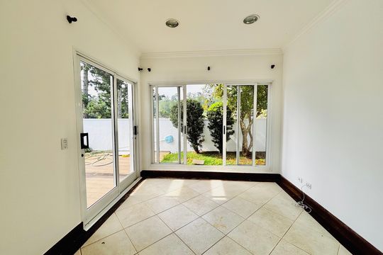 Sala de jogos  de casa de condomínio para alugar com 5 quartos, 400m² em Alphaville Conde Ii, Barueri