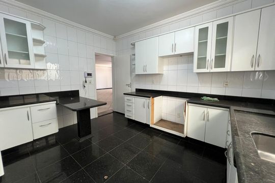 Cozinha de casa para alugar com 4 quartos, 330m² em Morada da Colina, Uberlândia
