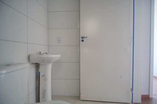 Banheiro de apartamento para alugar com 2 quartos, 44m² em Canudos, Novo Hamburgo