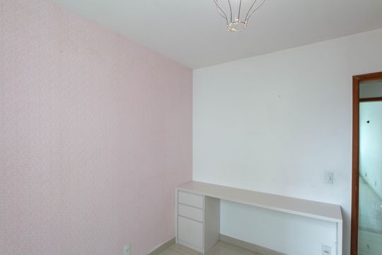 Quarto 1 de apartamento para alugar com 2 quartos, 74m² em Campo Grande, Rio de Janeiro